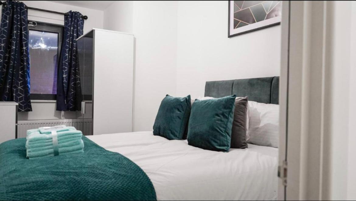 Two Bedrooms, Two Bath, Up To 3 Beds 1 Sofa - Slough Windsor Legoland Ngoại thất bức ảnh