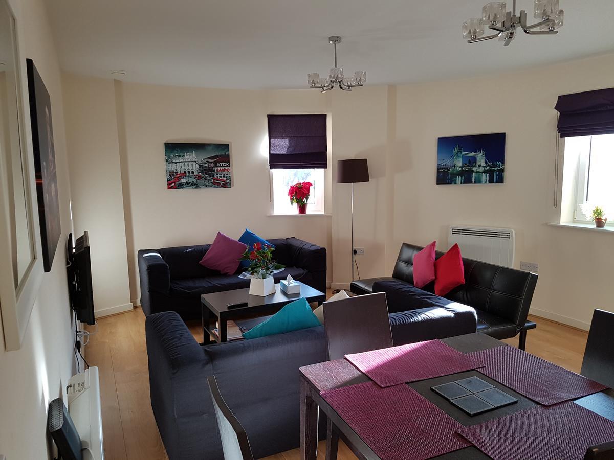Two Bedrooms, Two Bath, Up To 3 Beds 1 Sofa - Slough Windsor Legoland Ngoại thất bức ảnh